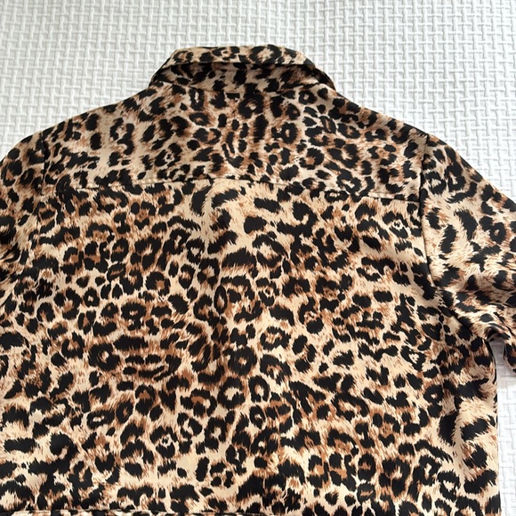 Calvin Klein leopard long chemise with cinch waist. Size M. - Picture 7 of 10